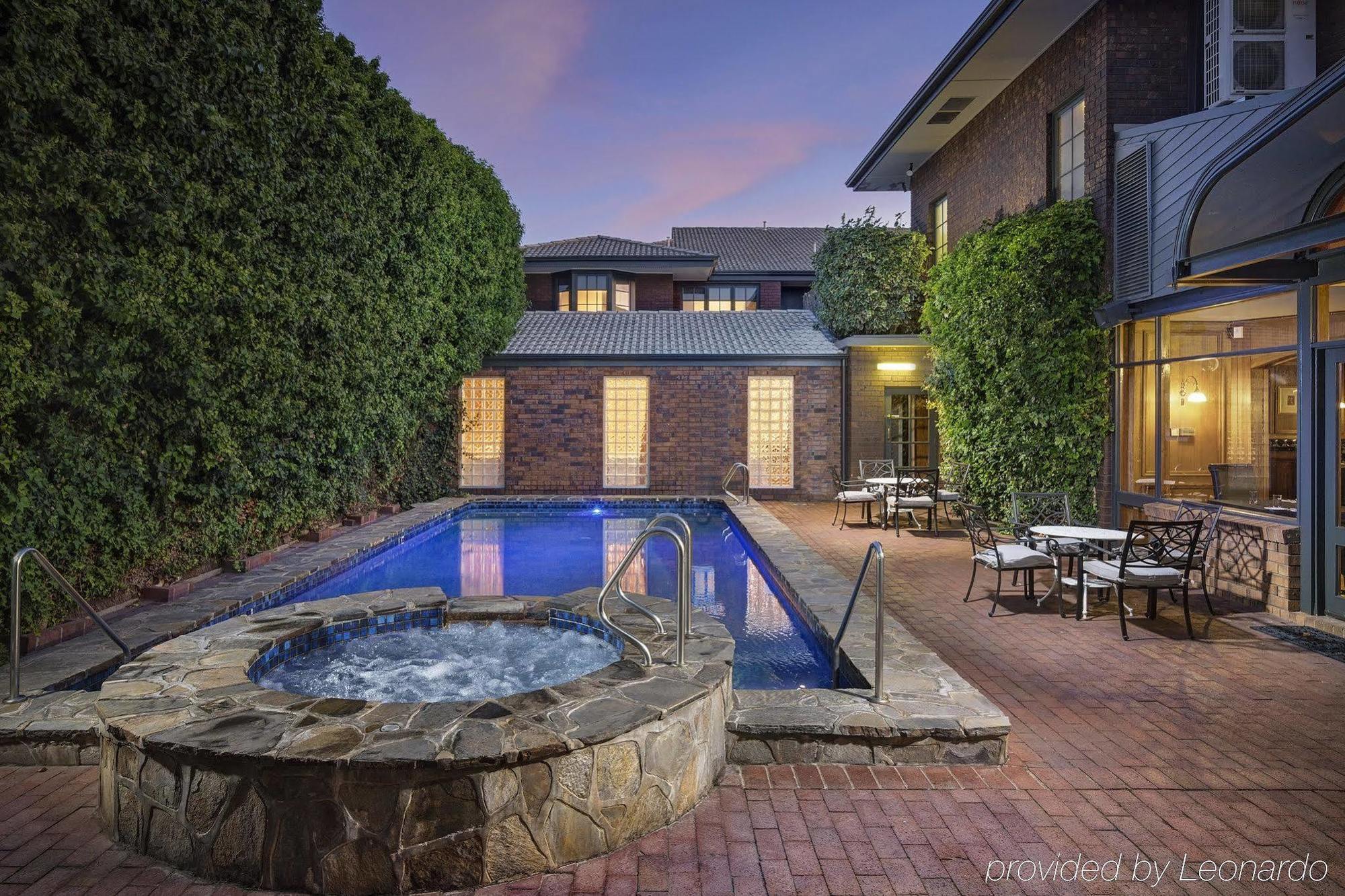 Adelaide Inn Exteriér fotografie